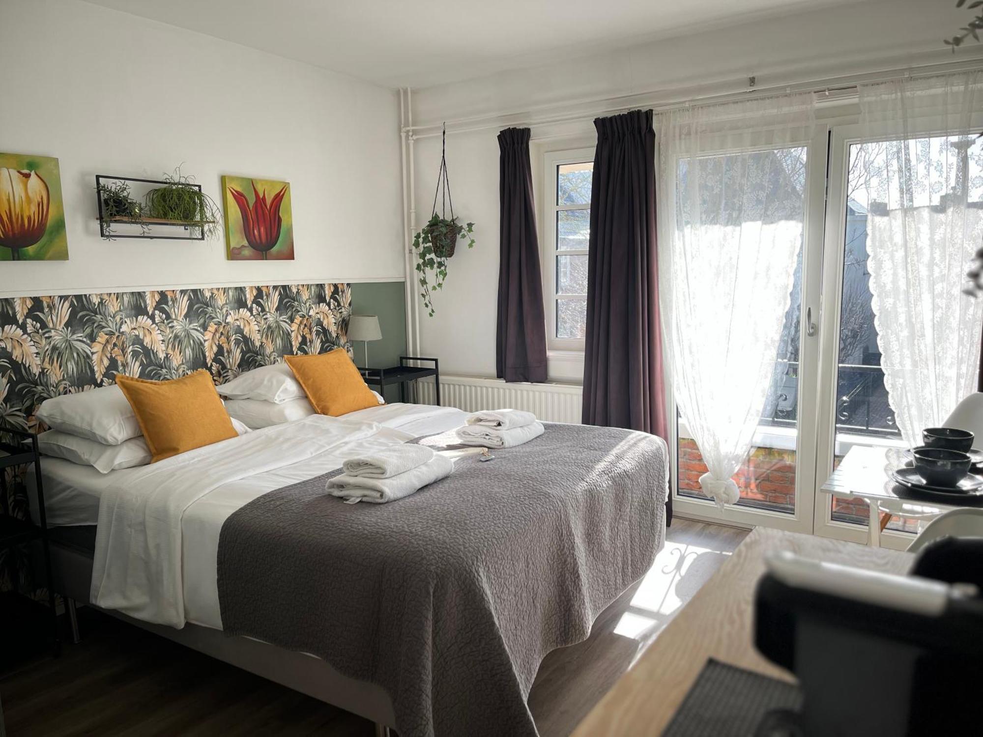Bed & Breakfast Hotel Зандфорт Экстерьер фото
