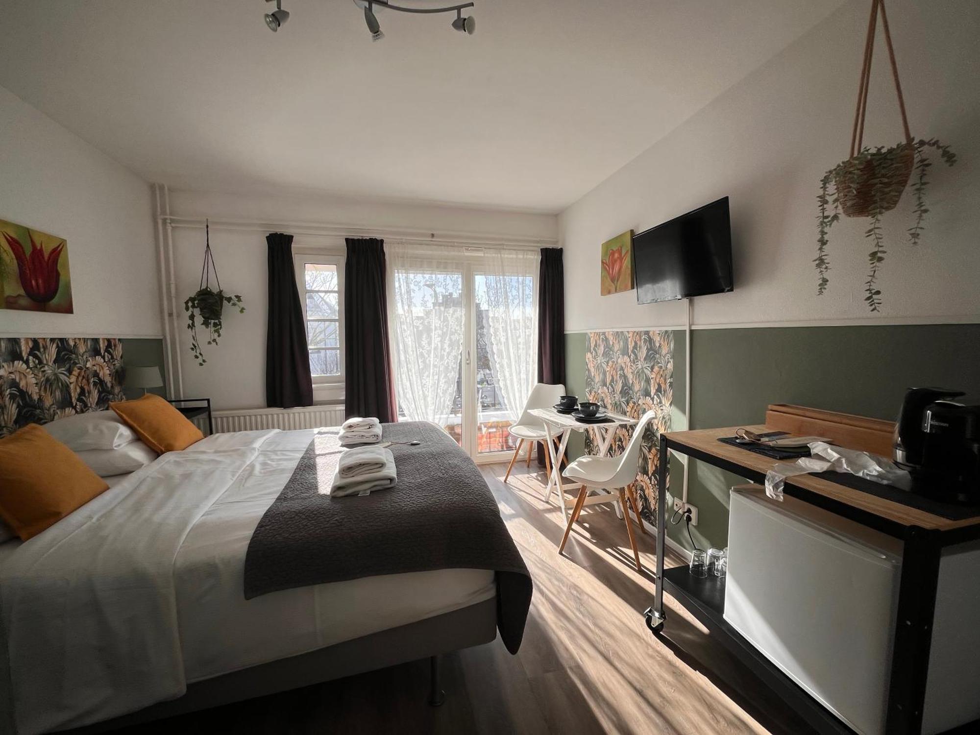 Bed & Breakfast Hotel Зандфорт Экстерьер фото