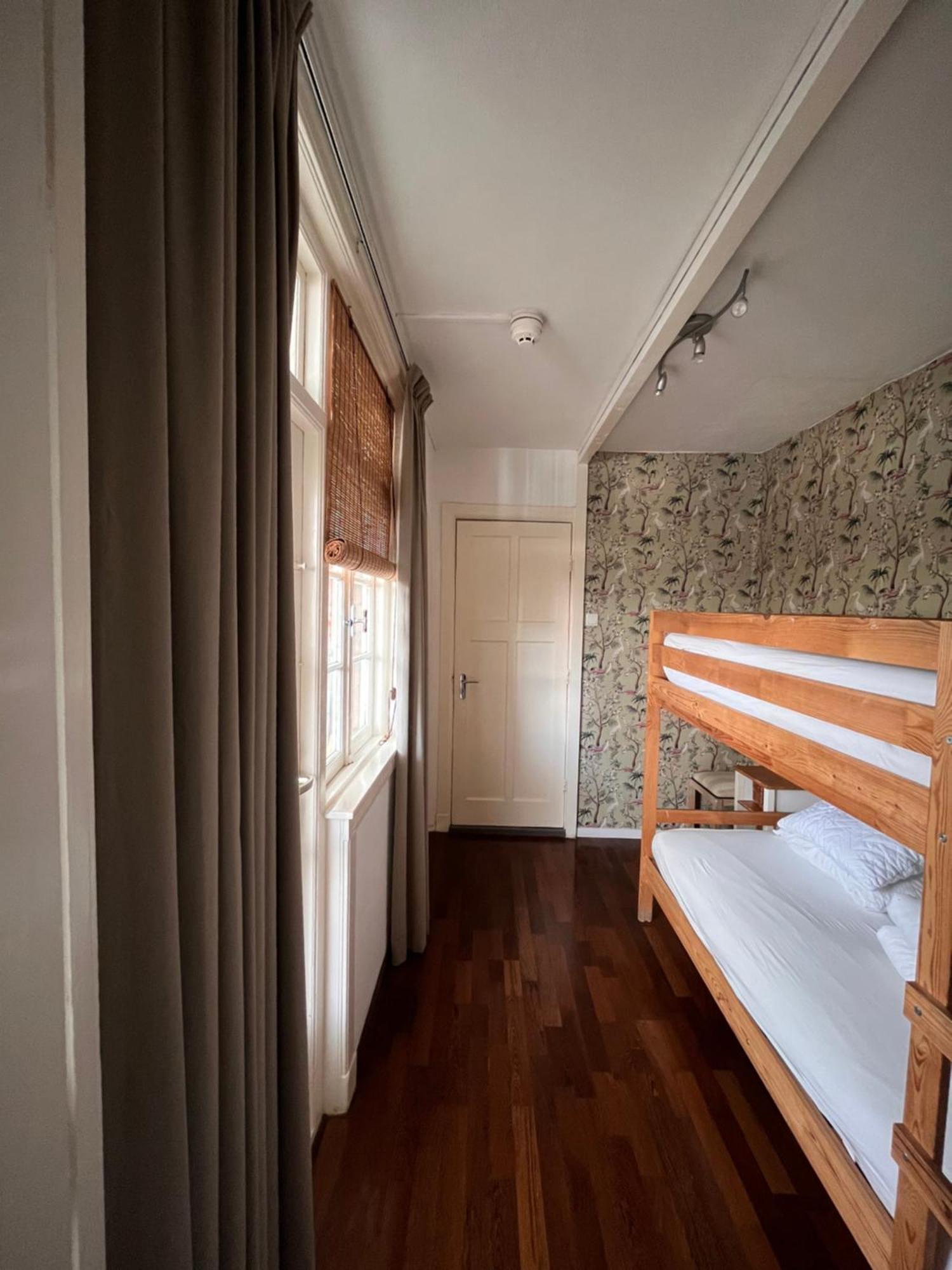 Bed & Breakfast Hotel Зандфорт Экстерьер фото